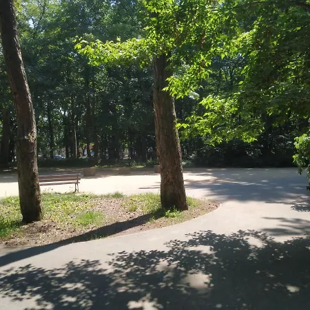 Lägenhet Apartament Z Ogrodem- 10 Min Do Plazy Kołobrzeg
