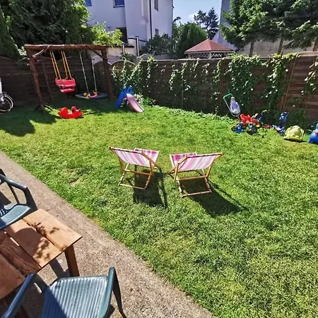 Lägenhet Apartament Z Ogrodem- 10 Min Do Plazy