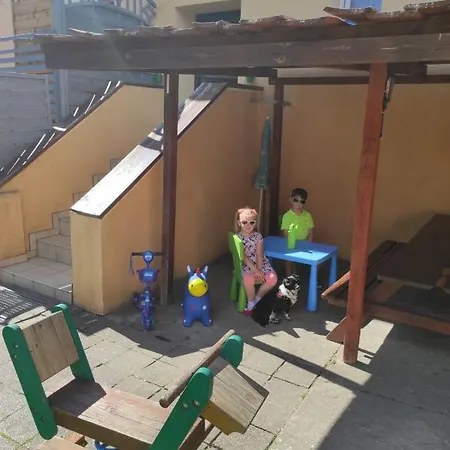 Apartament Z Ogrodem- 10 Min Do Plazy Kołobrzeg
